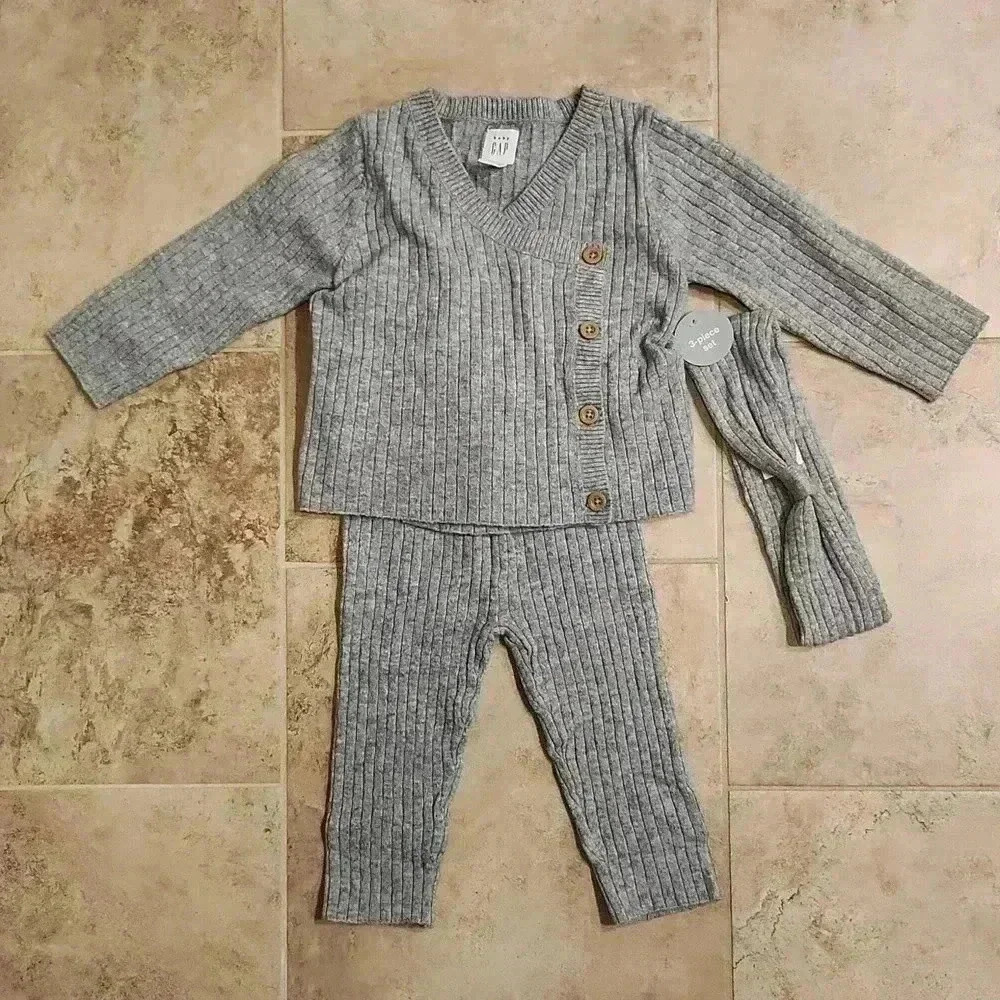 Baby Gap Ribbed Sweater 3 Piece Set